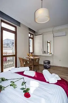 Detay Taksim اسطنبول
